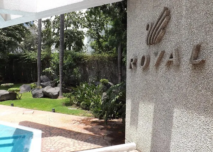 Royal Pedregal
