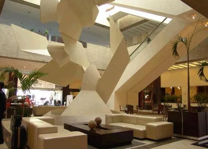Royal Pedregal